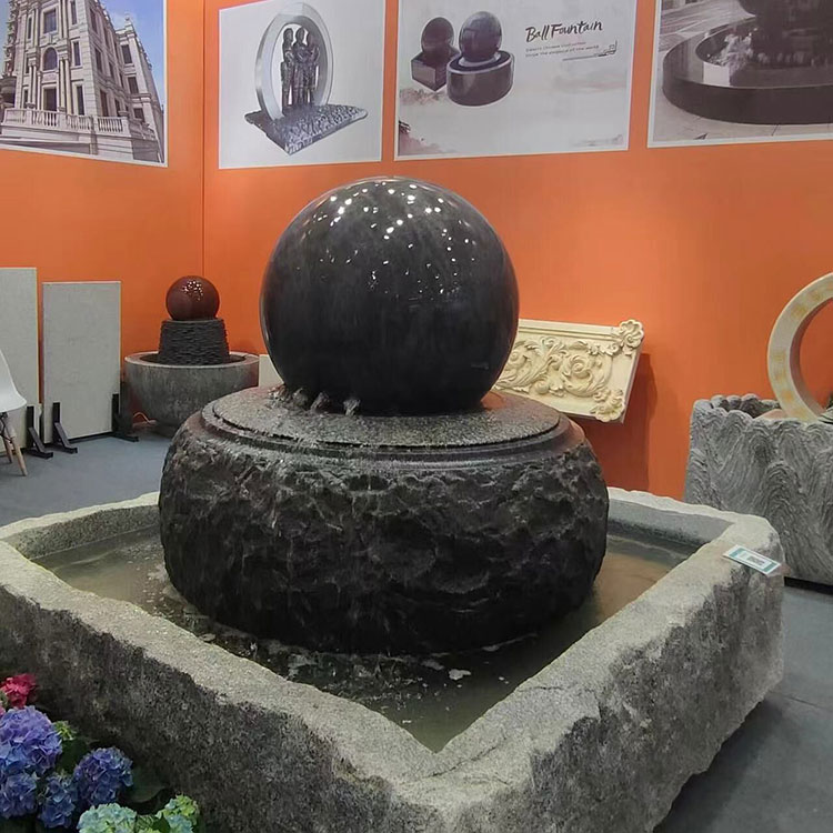 Cad iad na buntáistí a bhaineann le Square Landscape Garden?